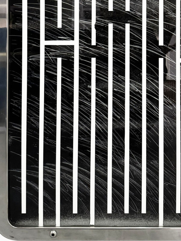 Sleek Stripes – Image 2