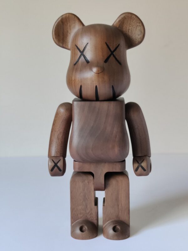 Kaws x be@rbrick bwwt 400%